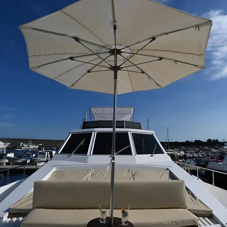 아파트 Affitta Yacht Di Lusso