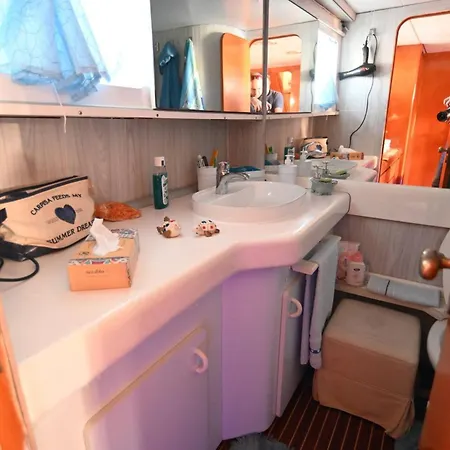 아파트 Affitta Yacht Di Lusso