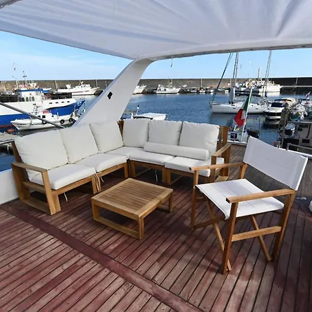 아파트 Affitta Yacht Di Lusso *