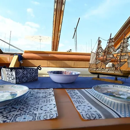 아파트 Affitta Yacht Di Lusso *